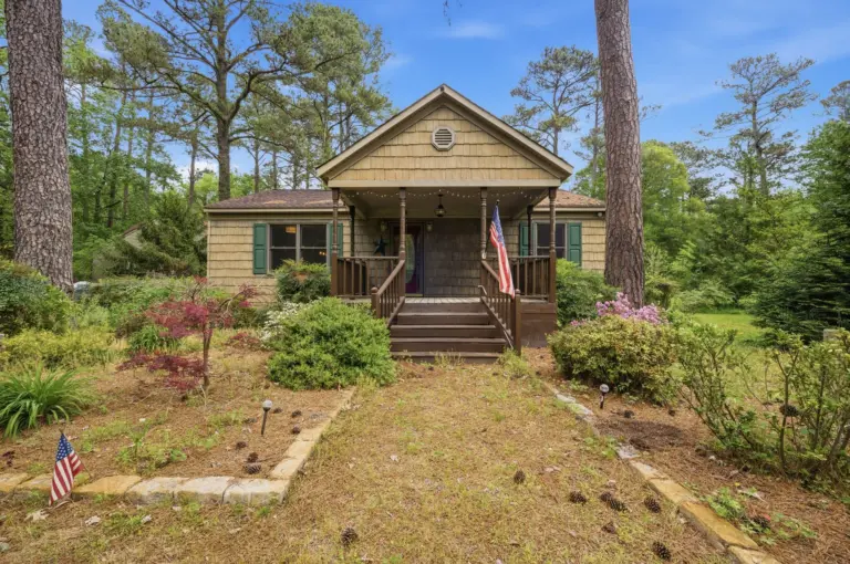 4210 Cornland Rd, Hickory, Chesapeake