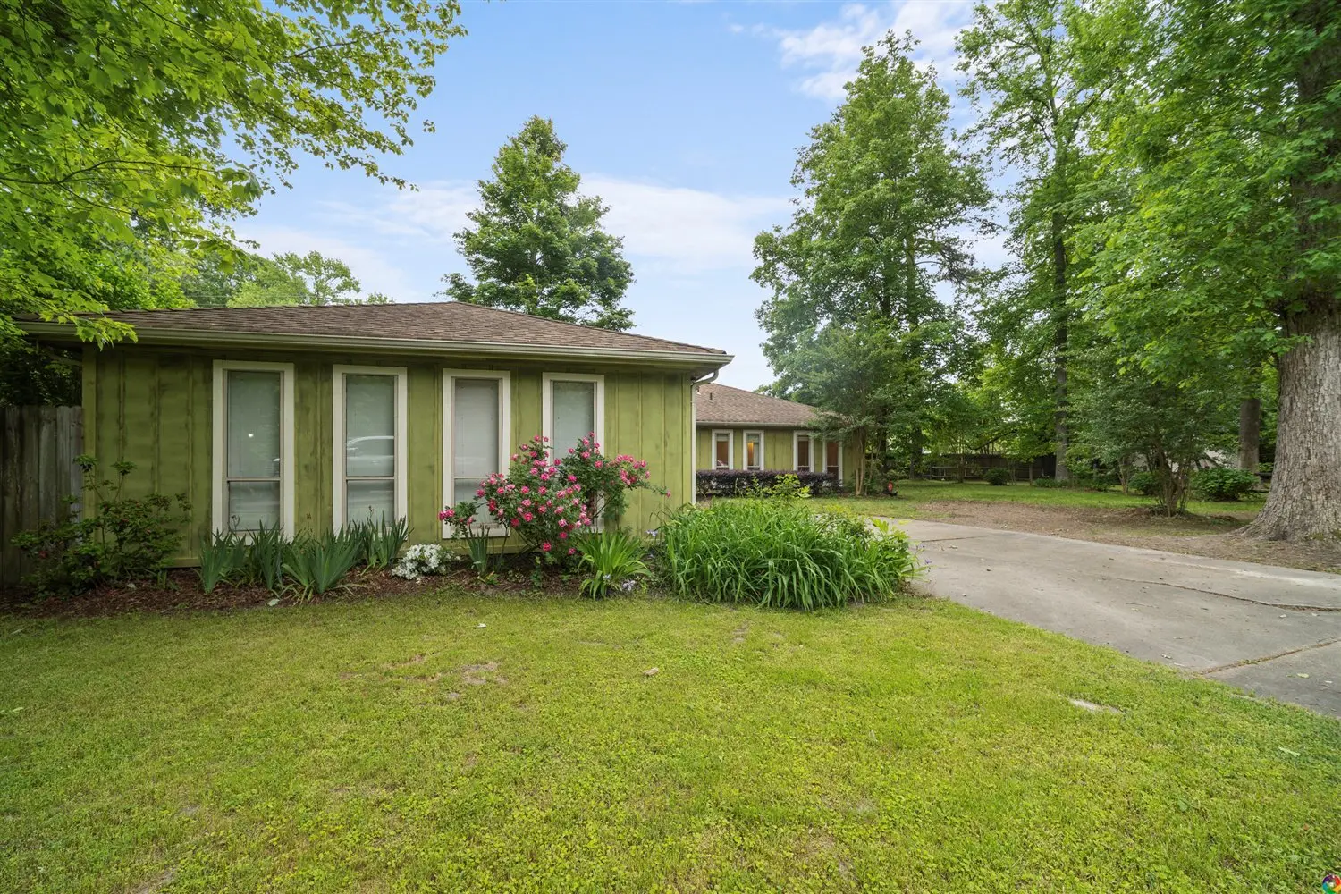 1212 Whispering Waters Way, Colonial Oaks, Virginia Beach, VA